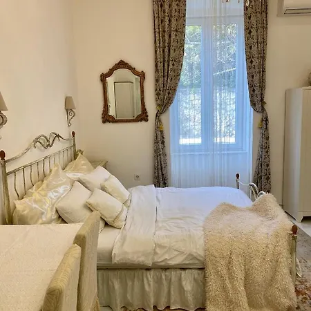 Apartment Petite Boudoir *